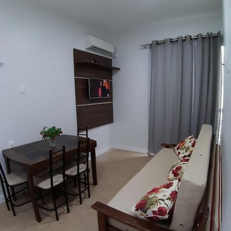 Apartamento Ilha Dos Patos Ingleses Na Beira Do Mar Florianópolis Habitación foto
